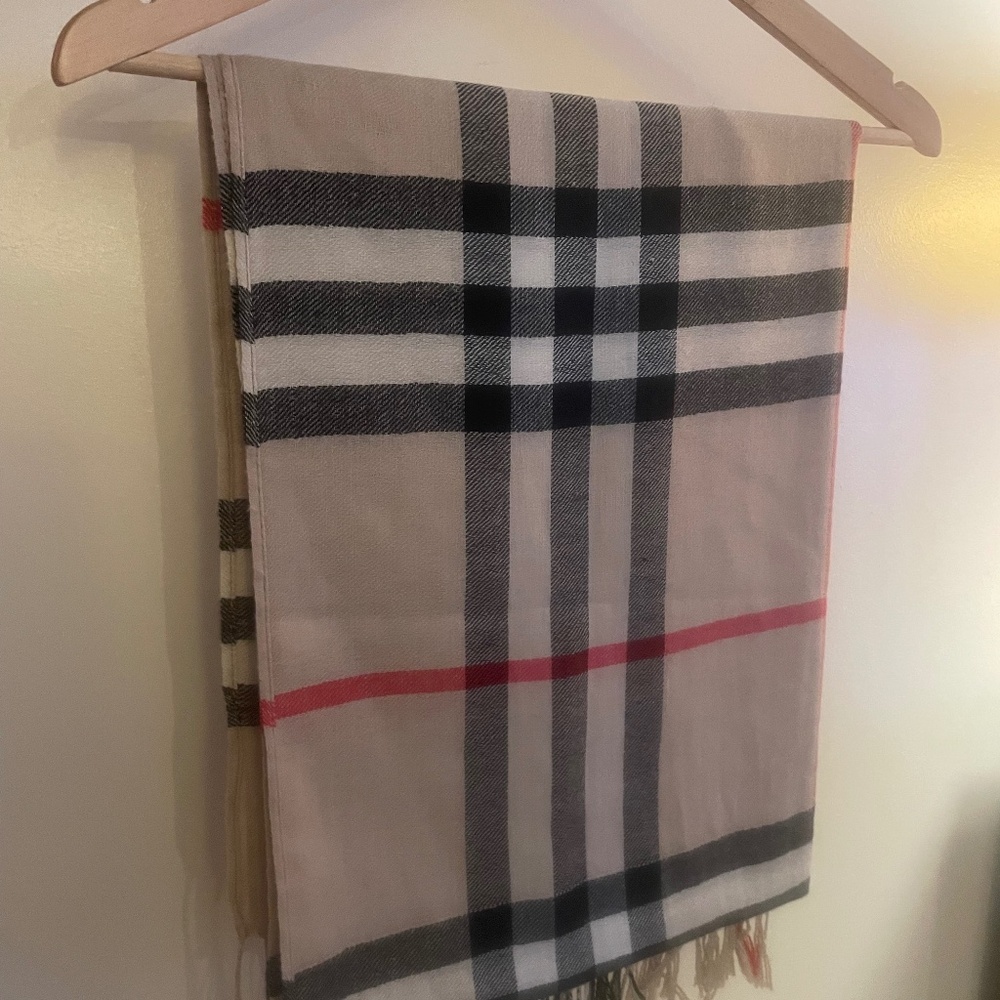 Plaid scarf